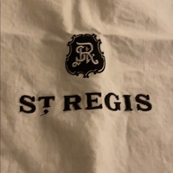 St. Regis White Dust Bag - Large - Picture 2 of 4